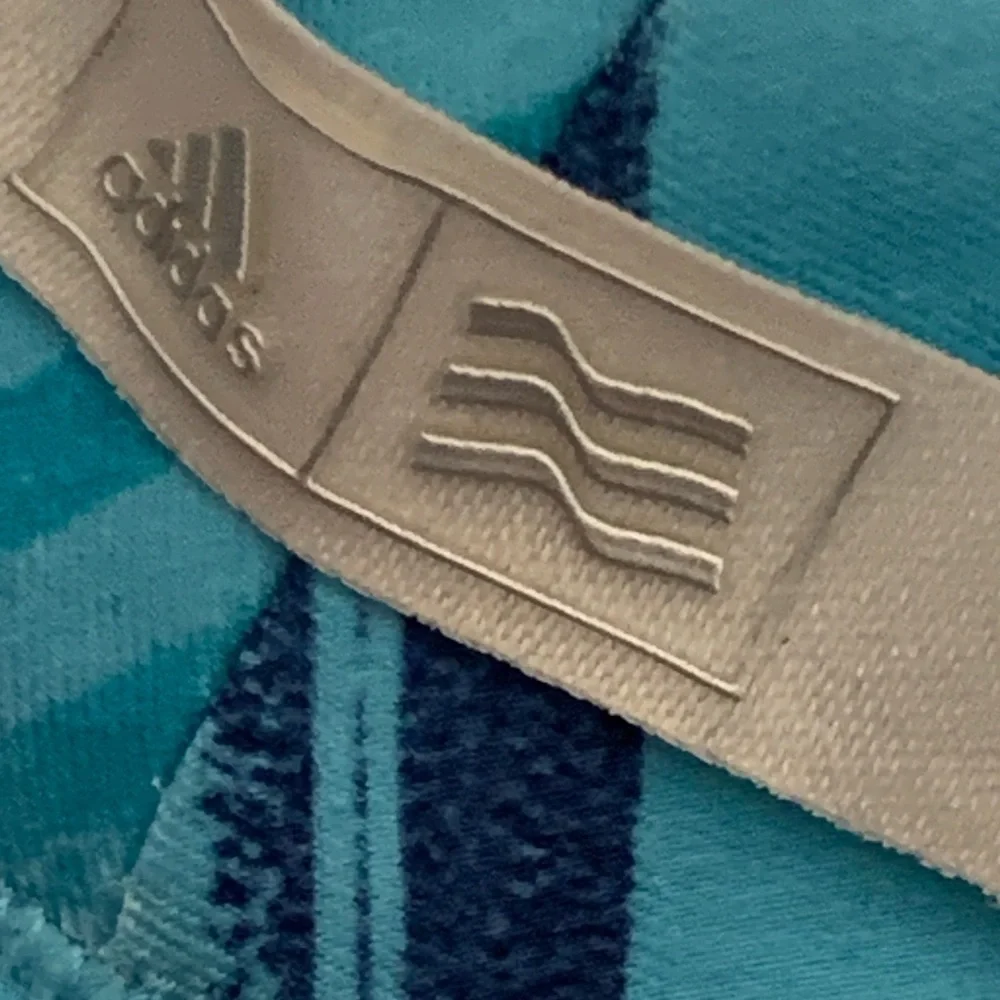 NWT Adidas Girls Junior Golf Short small and medium Turquoise with Blue Stripes